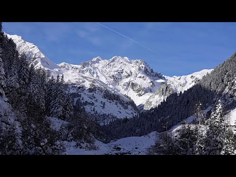 Austria, otto sciatori salvati dopo una valanga sul ghiacciaio dello Stubai