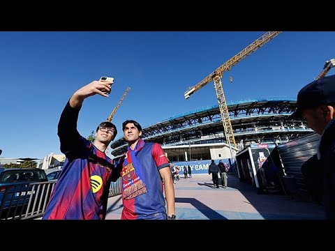Riapre il Camp Nou, i tifosi del Barcellona tornano dopo due anni