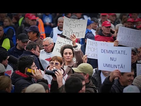 Romania: migliaia di persone marciano a Bucarest per protestare contro le misure di austerità
