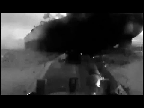 Ucraina diffonde un video: droni navali colpiscono petroliere russe nel Mar Nero
