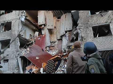 Ucraina: Zelensky incontra soldati a Zaporizhzhia, si intensificano i combattimenti con la Russia