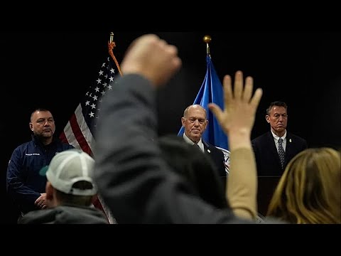 Lo “zar di frontiera” di Trump, Tom Homan, dice che sta ripristinando “legge e ordine” a Minneapolis