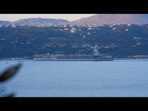 La portaerei Uss Gerald R. Ford diretta in Iran ferma a Creta per il rifornimento di carburante