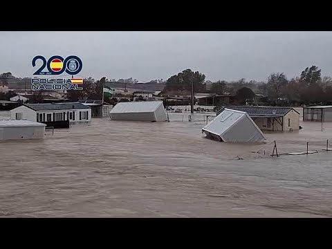 Spagna in ginocchio: la tempesta Leonardo devasta l’Andalusia, alluvioni ed evacuazioni
