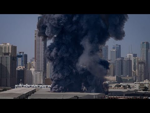 Attacchi iraniani colpiscono Dubai e Abu Dhabi