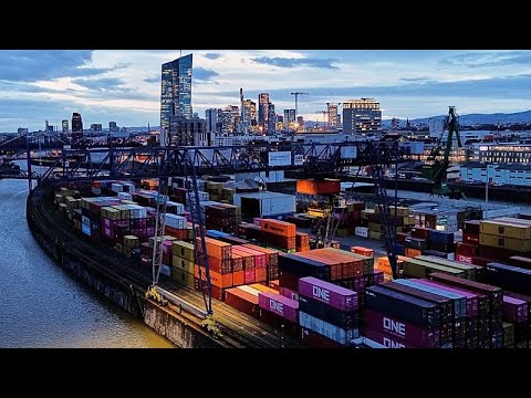 Commercio Ue-Usa resta forte nonostante i dazi: deficit diminuito del sette per cento