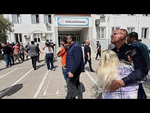 Sparatoria in una scuola in Turchia: almeno nove morti e scene di panico