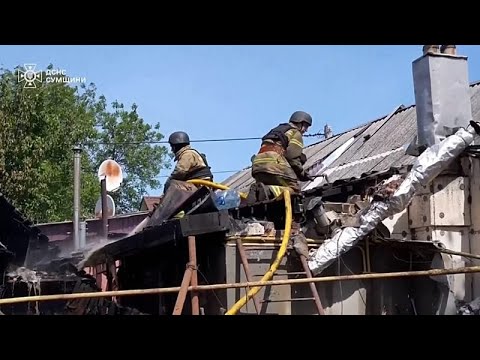 Attacco russo a Sumy ferisce sei persone: massiccio raid di droni in Ucraina