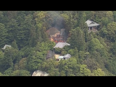 Giappone: in fiamme l’antica sala buddhista con la ‘fiamma eterna’ millenaria