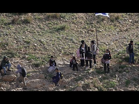 L’Ue approva sanzioni contro i coloni israeliani dopo il sì dell’Ungheria