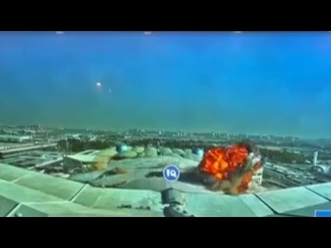 Kuwait, video mostra il momento in cui un drone colpisce il terminal dell’aeroporto