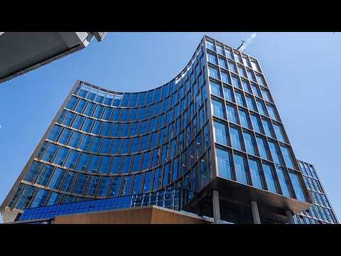 Incendio nella torre Oxy a Bruxelles: diversi morti e dispersi