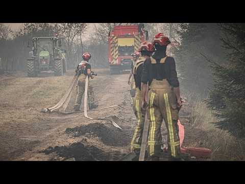 Belgio, corsa per domare il maxi incendio che avanza verso la Germania