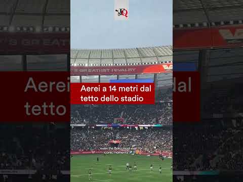 AEREI A 14 METRI DALLO STADIO: “MANOVRA STUDIATA”, MA LE IMMAGINI FANNO DISCUTERE #news #shorts